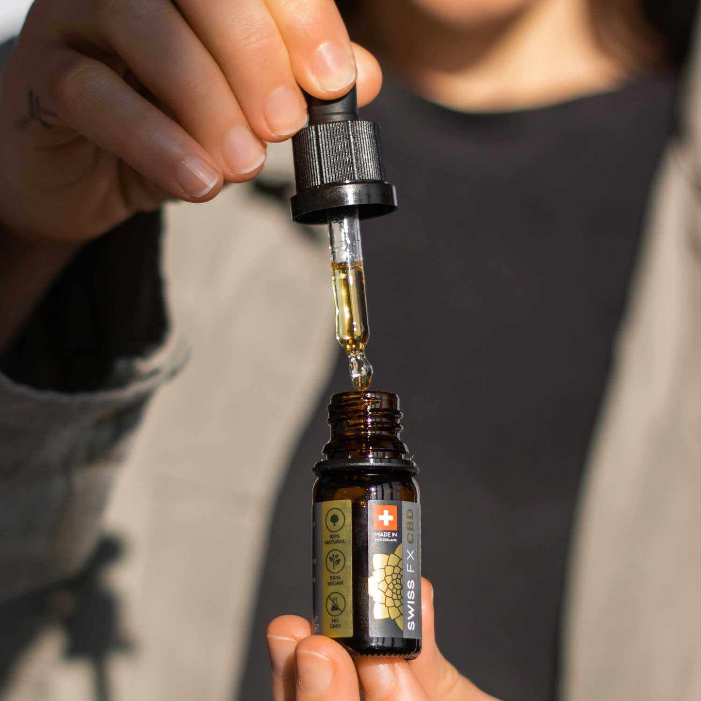4 Flaschen Swiss FX Öl 40% Vollspektrum CBD 4000mg pro 10ml in hochwertigem Sparset